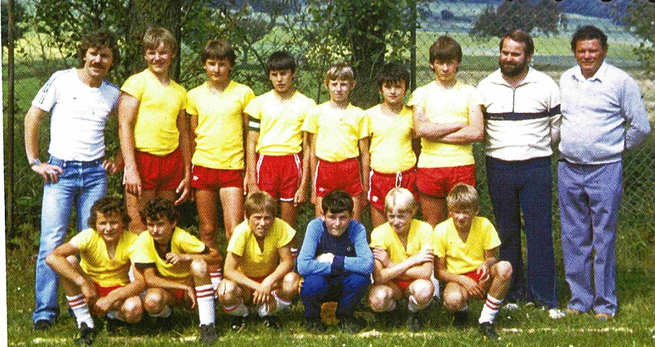 Schlermannschaft1982